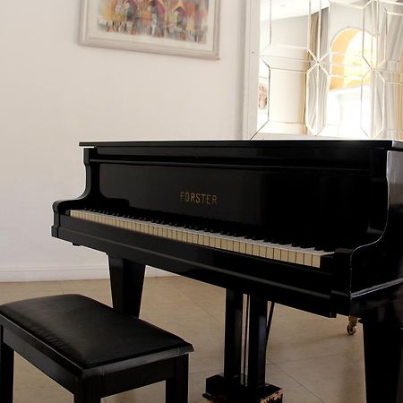 Real Hotel Lujan Εξωτερικό φωτογραφία